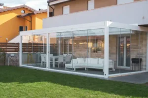 Materiali tende da esterni e pergole